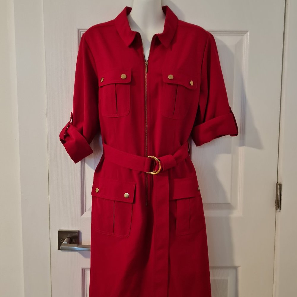 Very nice red dress with belt - size 10